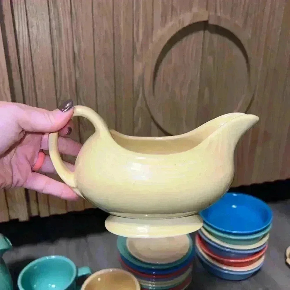 FIESTAWARE SAUCE GRAVY DISH SAUCE BOAT